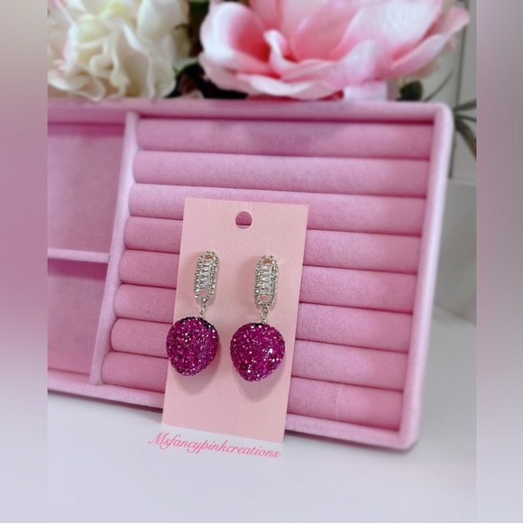Strawberry rhinestone earrings - Picture 3 of 5